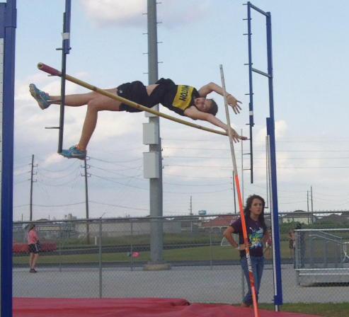 Hannah 4-11-12 almost 8ft vault.jpg